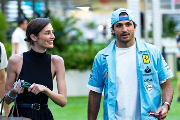 Unveiling The Secrets: Carlos Sainz's Girlfriend Revealed
